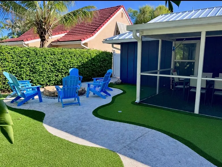 Barbara St — Photo 17