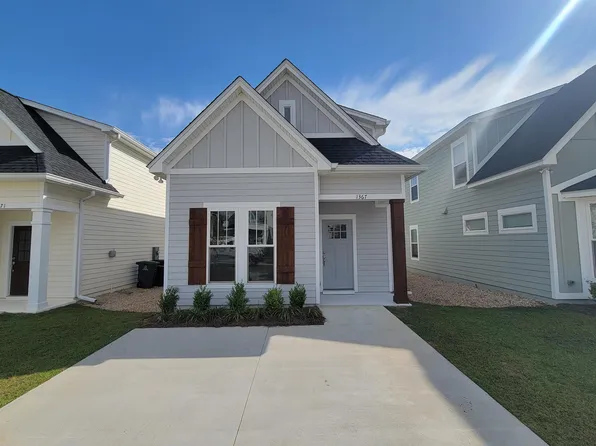 1367 Landon Hills Dr, Tallahassee, FL 32312