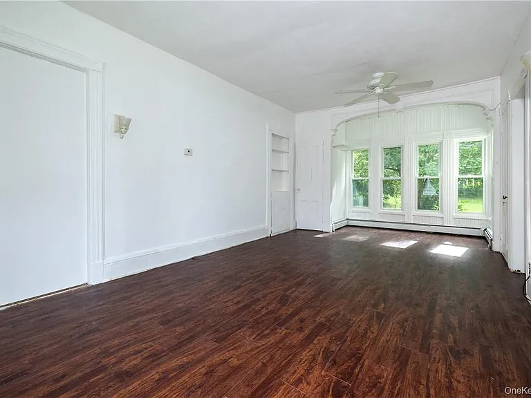 547 King St #A — Photo 10