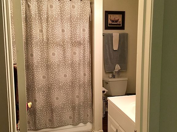 Jack and jill bathroom connects to both bedrooms