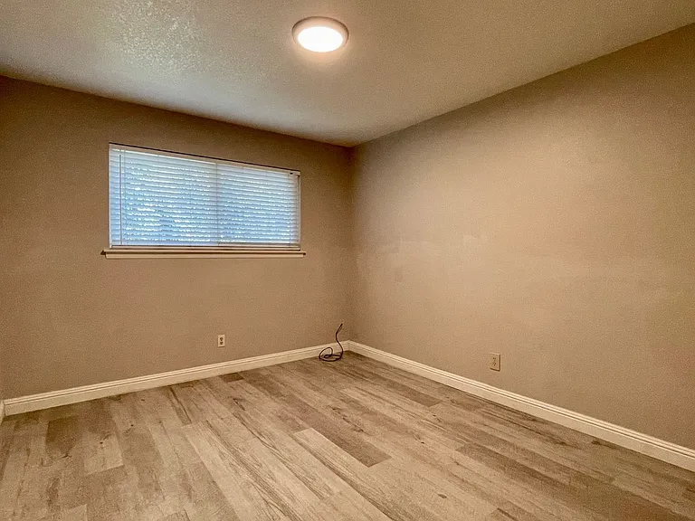 2155 Santa Ynez Ave — Photo 10
