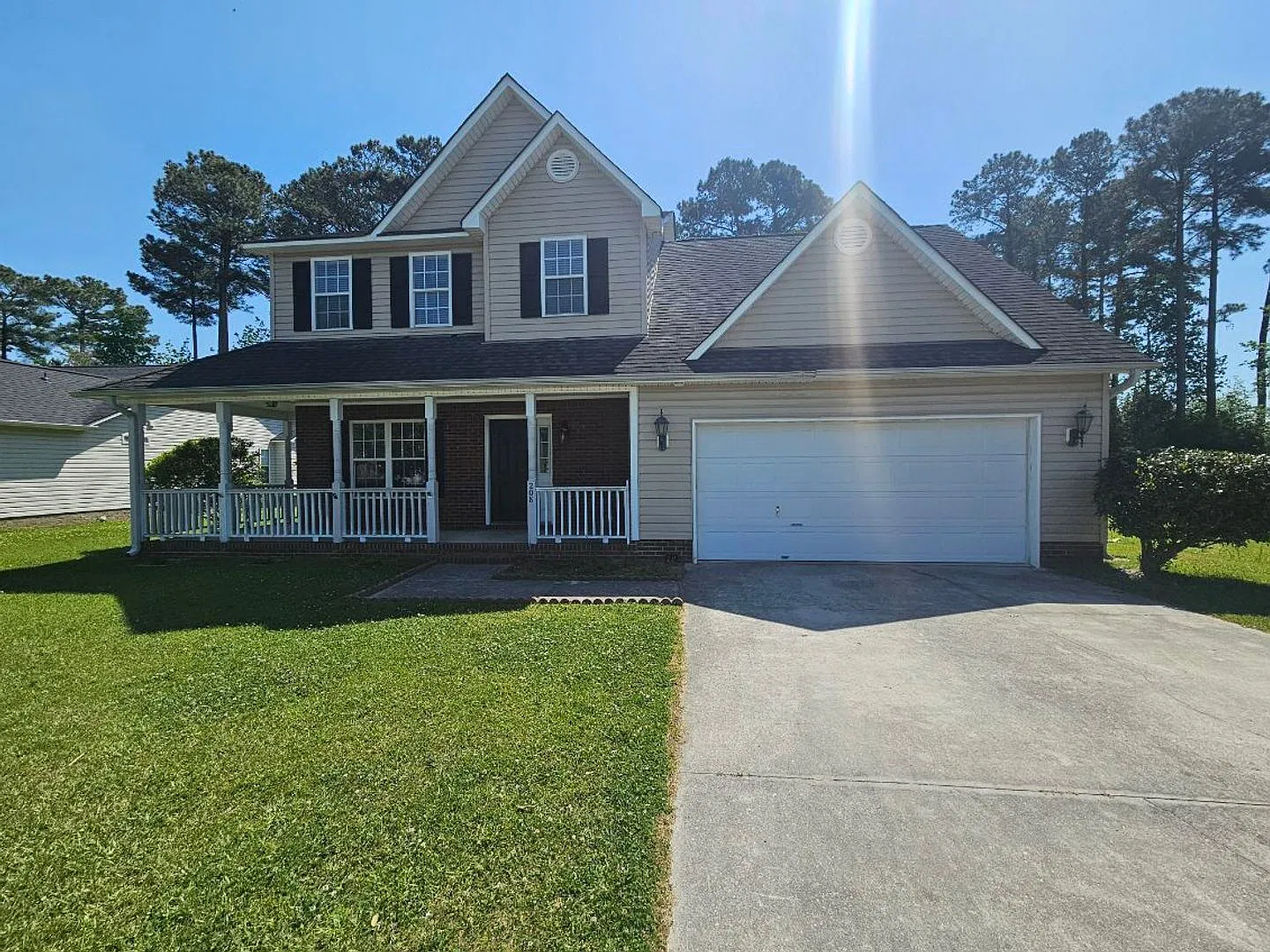 Gorgeous & Spacious 4 Bedroom In Carolina Forest — Photo 1