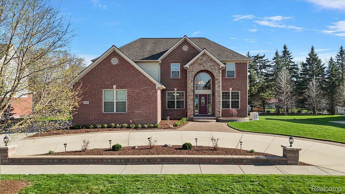 4366 S Lake Ln, Shelby Township, MI 48316 | Zillow