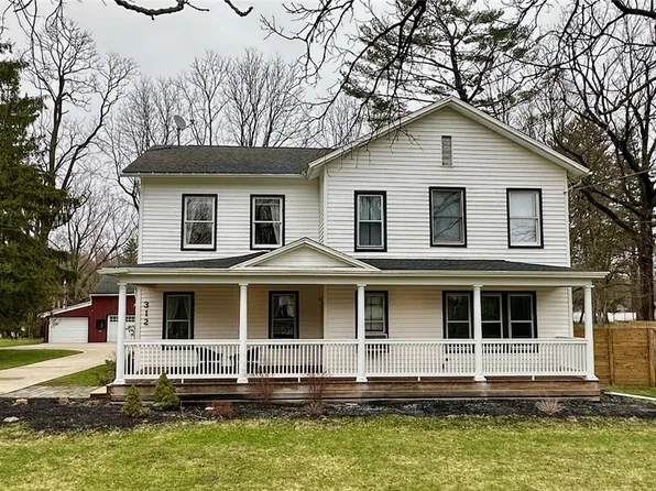 312 Center St, East Aurora, NY 14052