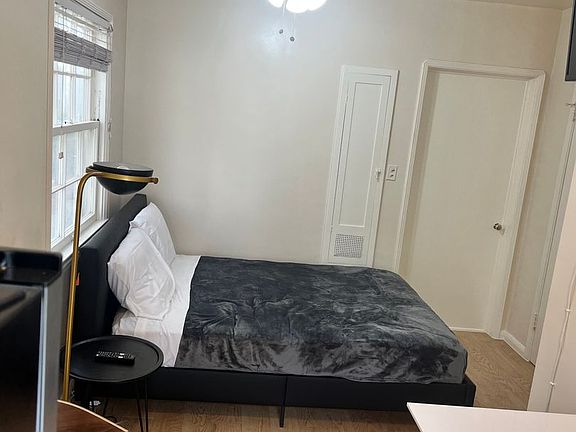 4th image of 707-709 Crenshaw Blvd #709-05