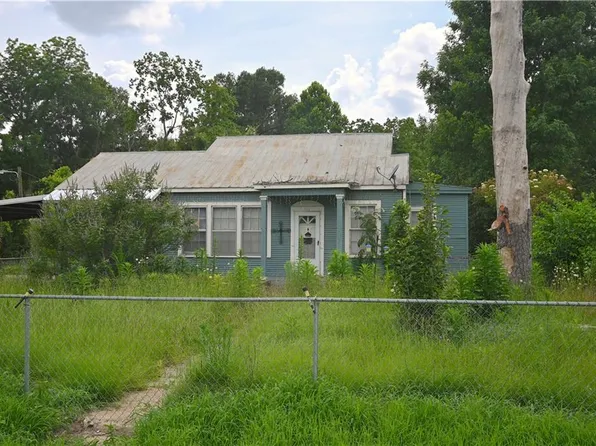2566 Leglise St, Mansura, LA 71350