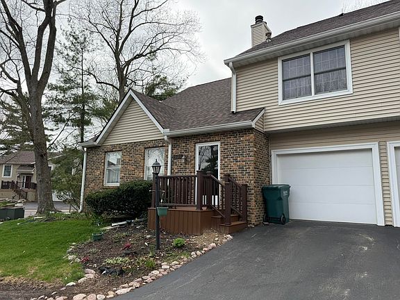 2nd image of 535 Weatherwood Ln