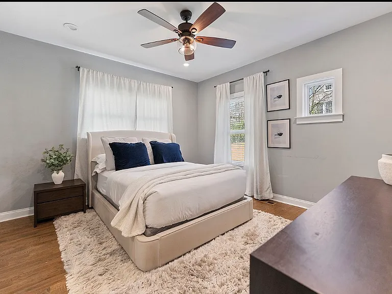 704 Rochelle Dr SW — Photo 19
