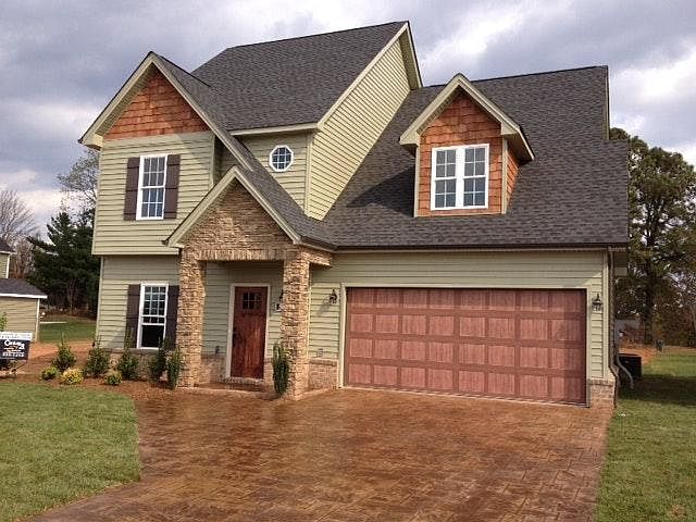 1st image of 503 Capstone Dr