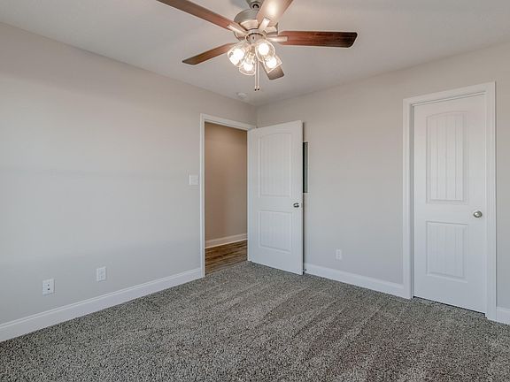3rd image of 1000 Henry Place Blvd #208
