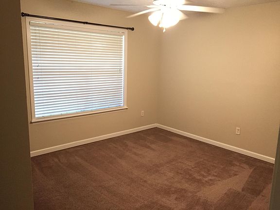 5th image of 1819 Leona Dr