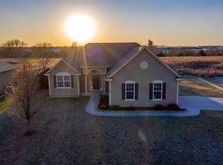 20902 Barker Rd, Spring Hill, KS 66083