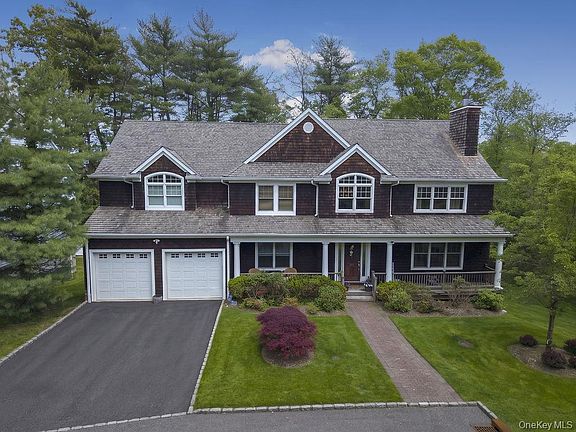 2nd image of 899 Harbor View Road