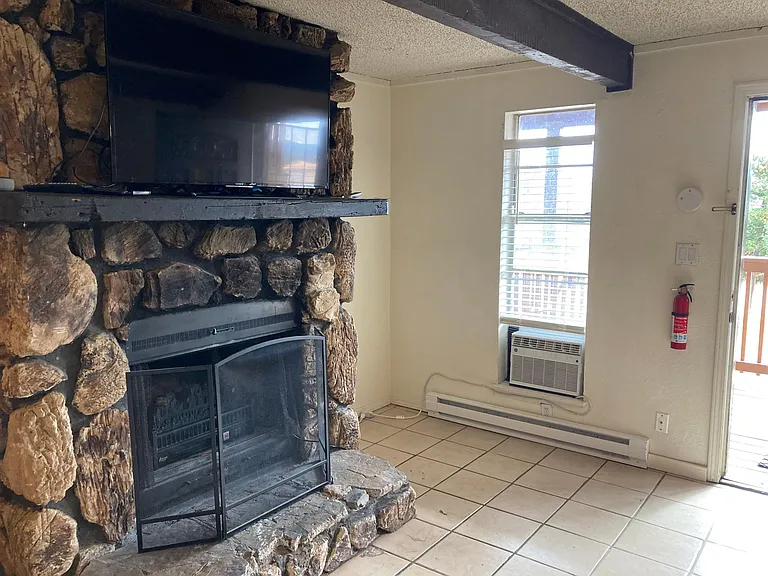 417 Mechem Dr #3 — Photo 5