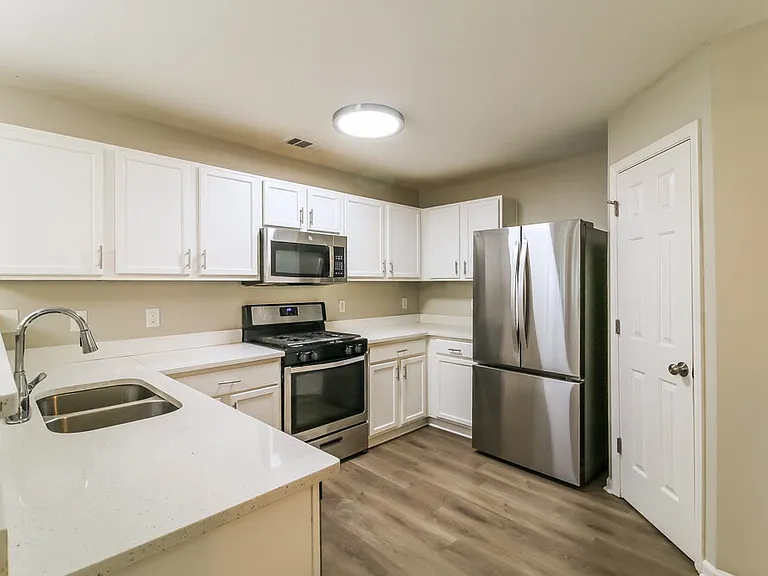 3022 Sable Run Rd — Photo 6