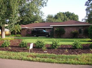 330 SE Escambia Dr, Winter Haven, FL 33884