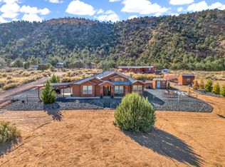 1737 N Apple Valley Dr, Apple Valley, UT 84737