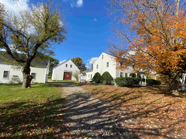 8 Silver Lake Road, Hollis, NH 03049