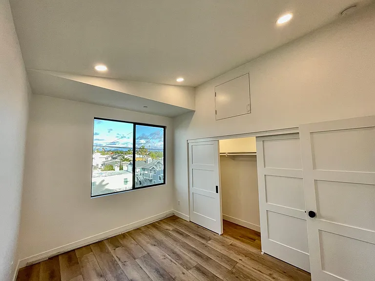 4045 Georgia St #2 — Photo 7