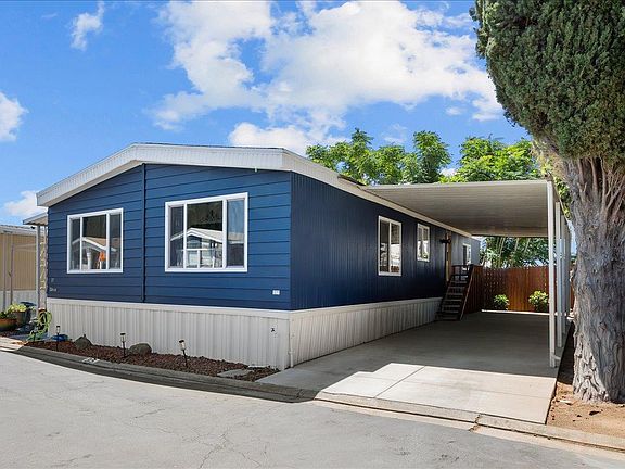 4th image of 250 E Las Palmas Ave Space 35
