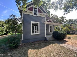 111 N 9th St, Yakima, WA 98901