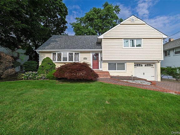2nd image of 3316 Fulton Avenue