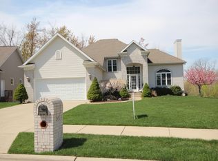 2071 Arbor Meadows Dr, Dewitt, MI 48820