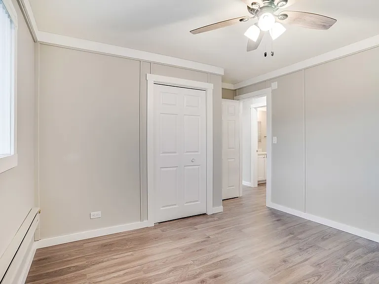 3223 E Main St — Photo 16