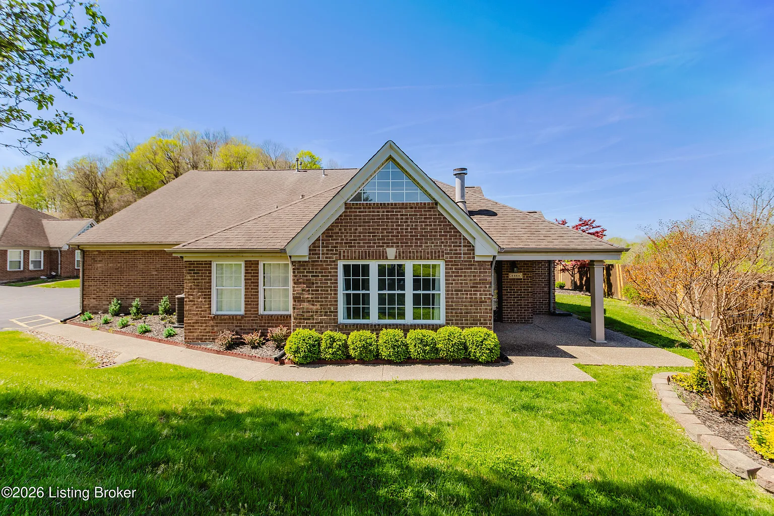 4464 Southbridge Ct photo 1