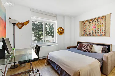 Rented by Sotheby's International Realty