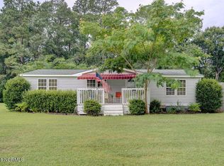 151 Meadow Ln, Burgaw, NC 28425