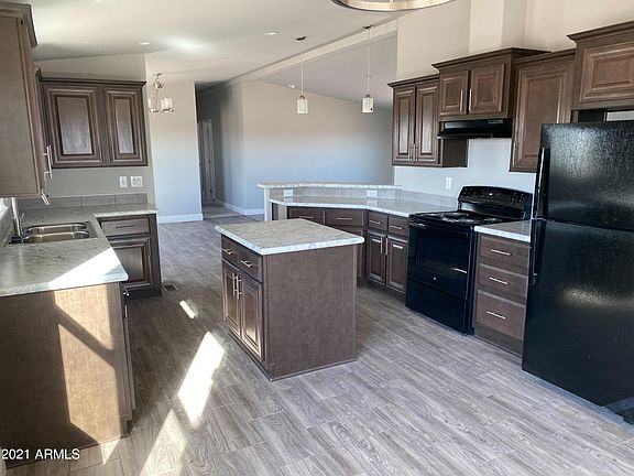 3rd image of 36541 Mohave St