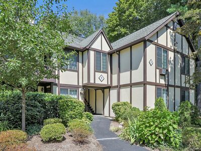 9 Tudor Court #4, Pleasantville, NY, 10570