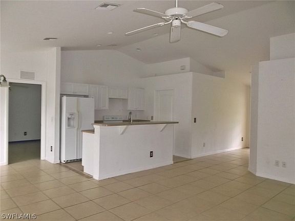 3rd image of 3304 Leeland Heights Blvd
