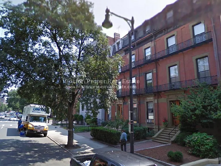405 Beacon St #2 — Photo 1