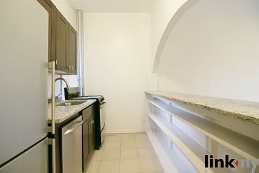 Rented by Link NY Realty