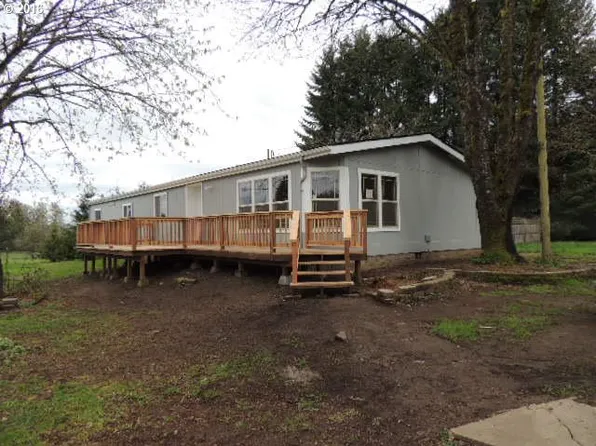 25395 Irene St, Elmira, OR 97437