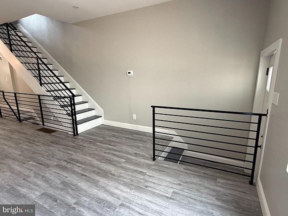 5th image of 322 E Sterner St