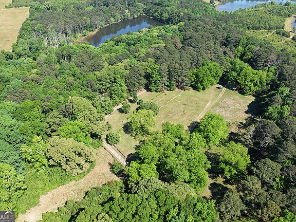 3rd image of 1980 Kilgore Rd