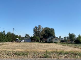 5689 Boston Ave, Kingsburg, CA