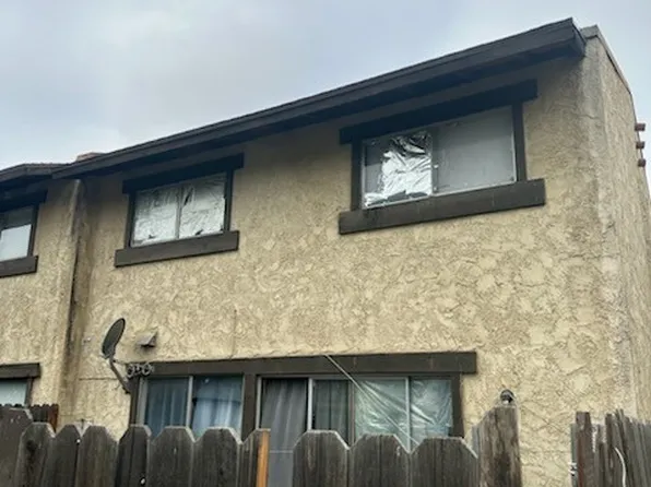 7921 Primrose Ln, Highland, CA 92346