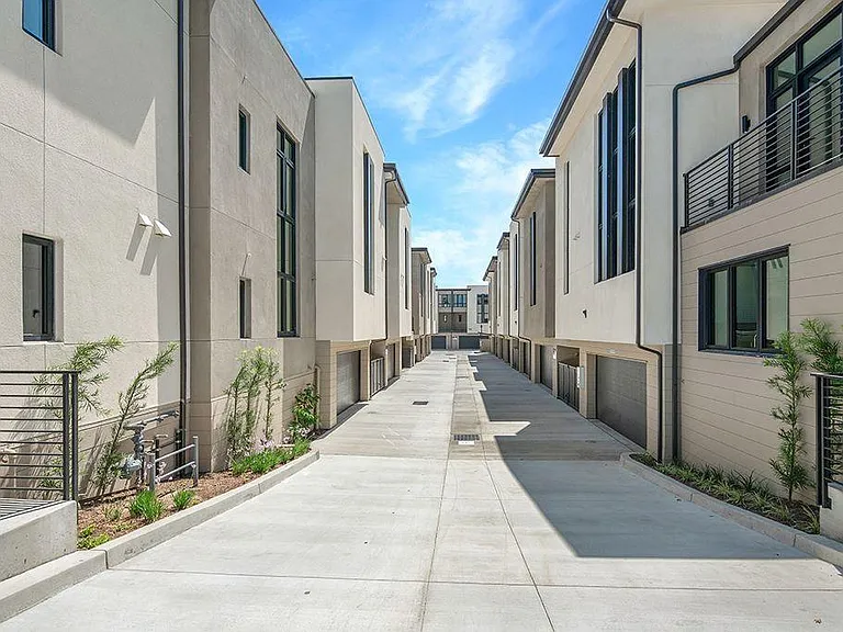 503 N Santa Anita Ave #E — Photo 1