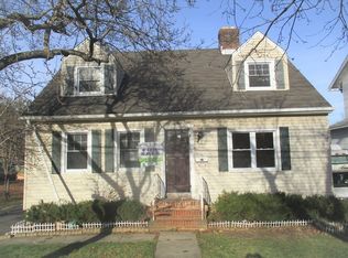 76 Old Rd, Livingston, NJ 07039