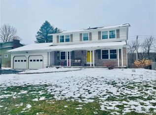 4832 Candy Ln, Manlius, NY 13104