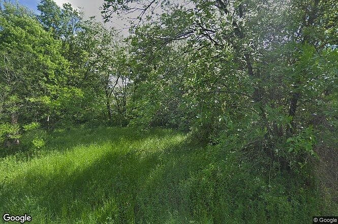 1st image of 2410 Tallyho Ln