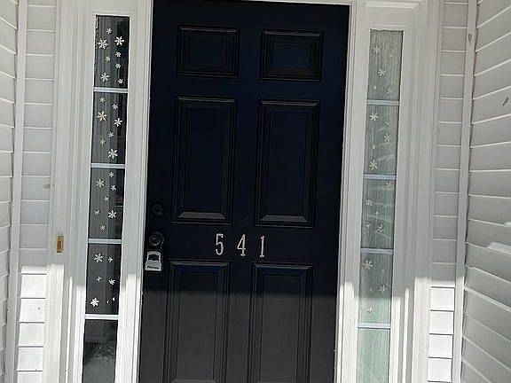 2nd image of 541 Abbeyhill Dr