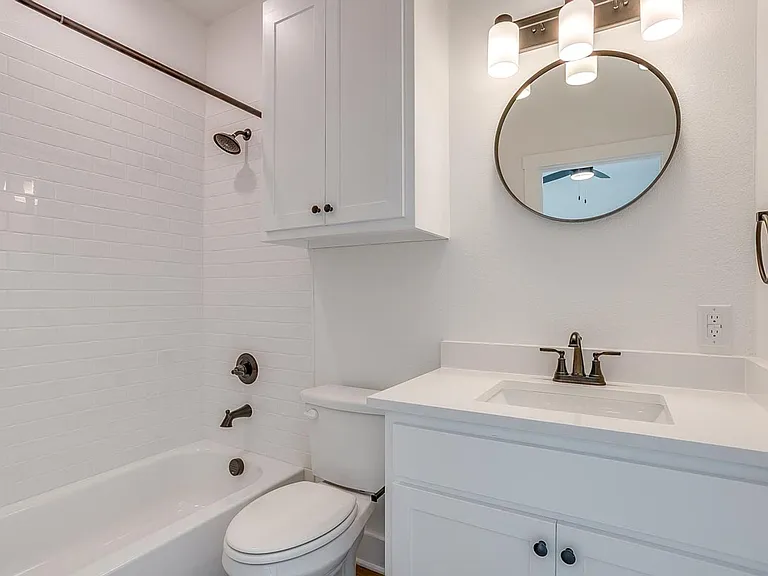 2345 Benbrook Blvd — Photo 72