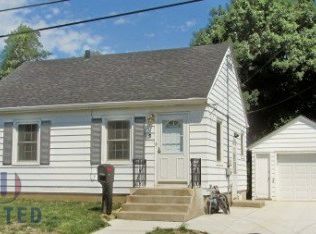 5 Perry Ln, Sioux City, IA 51104