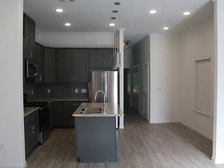 3714 Easy St #B — Photo 4
