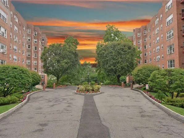 290 Collins Avenue #6H, Mount Vernon, NY 10552